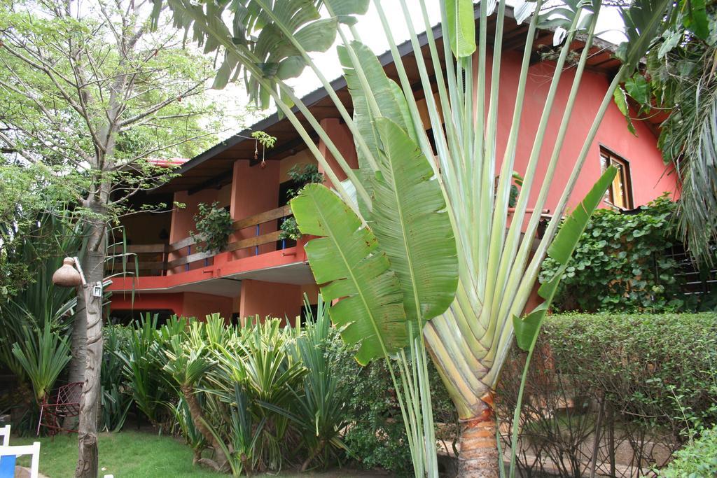 Hotel Napoleon Lagune Lome Bagian luar foto