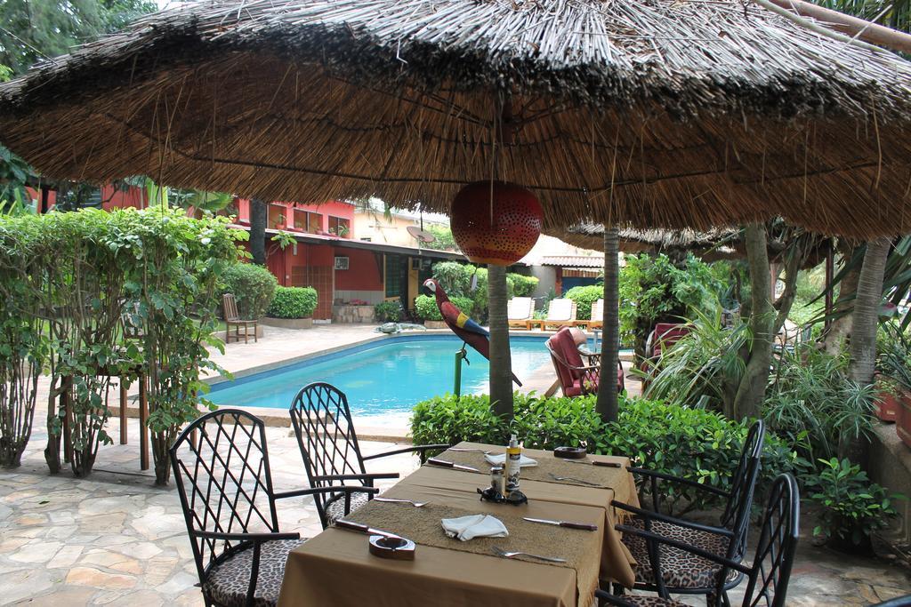 Hotel Napoleon Lagune Lome Bagian luar foto