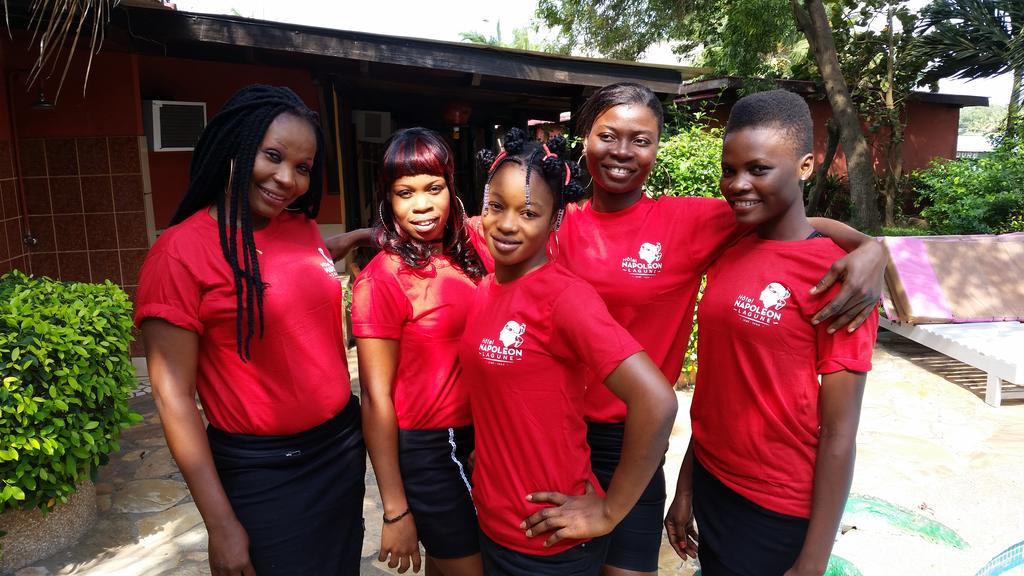Hotel Napoleon Lagune Lome Bagian luar foto