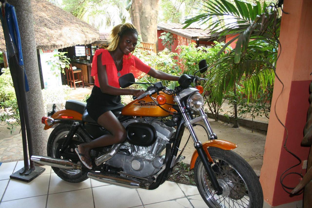 Hotel Napoleon Lagune Lome Bagian luar foto